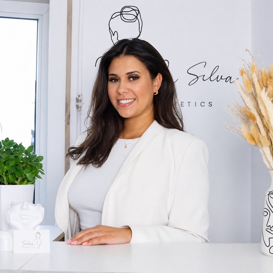 Ana, Inhaberin von Da Silva Cosmetics